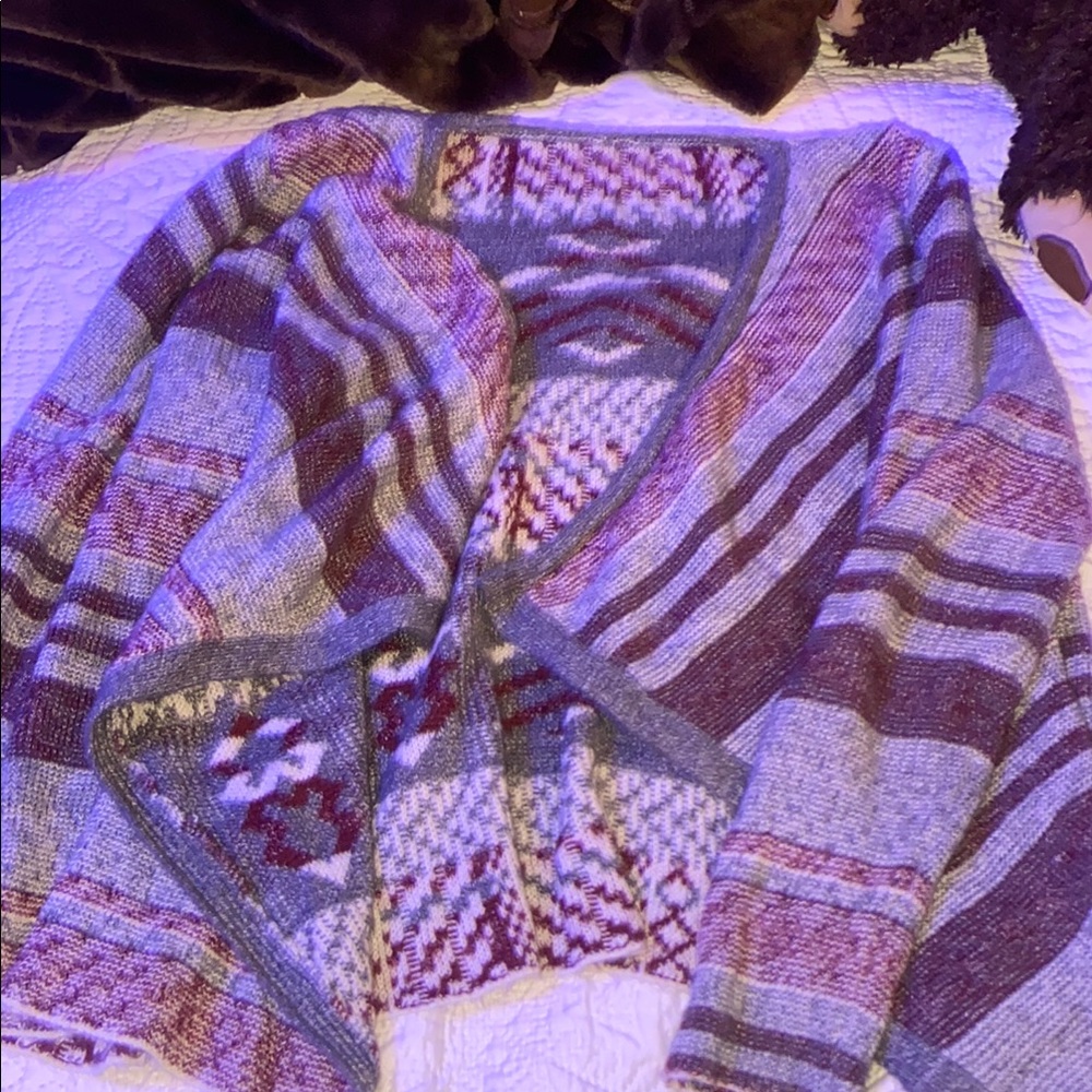 Red and Gray Geometric Knit Cardigan